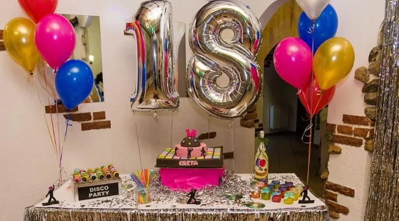Pomysły na niezapomnianą imprezę osiemnastkową: jak zorganizować idealnie