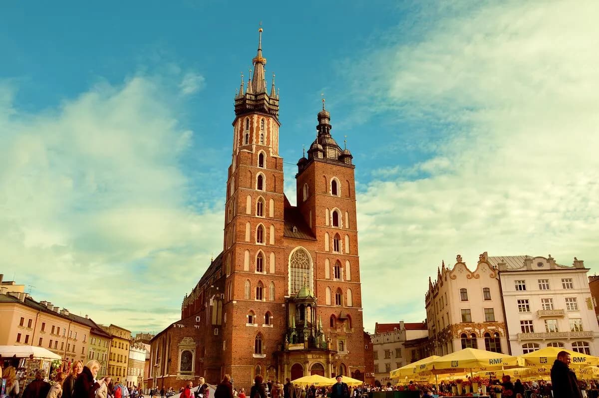 Fascynujące ciekawostki o Krakowie dla dzieci - 10 historii i legend