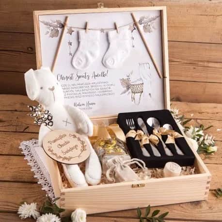 Co dać na chrzest? 10 wyjątkowych pomysłów na niezapomniane prezenty